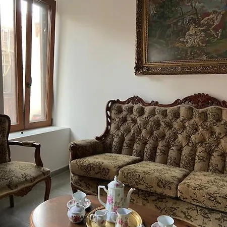 Apartamento Modern And Classic House Old Down