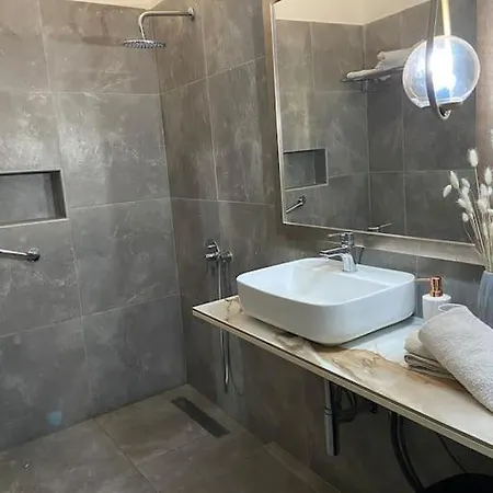 Apartamento Modern And Classic House Old Down