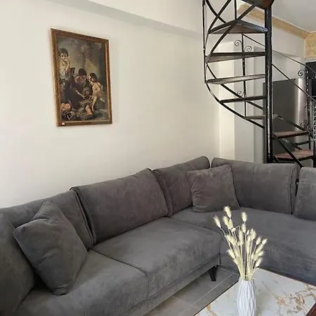 Modern And Classic House Old Down アパート *