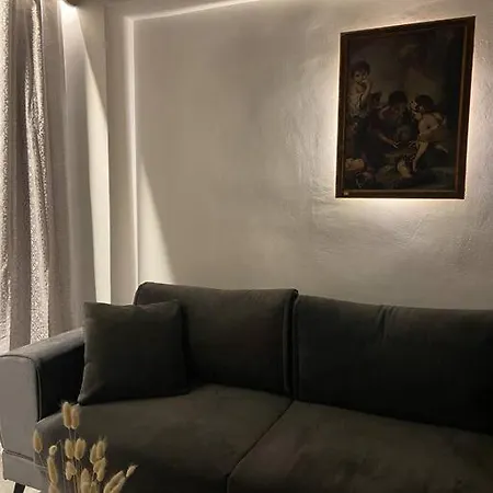 Modern And Classic House Old Down Apartman Rhodes City