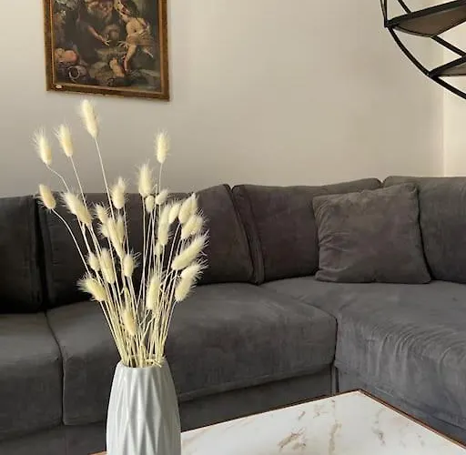 Modern And Classic House Old Down * Rhodes City